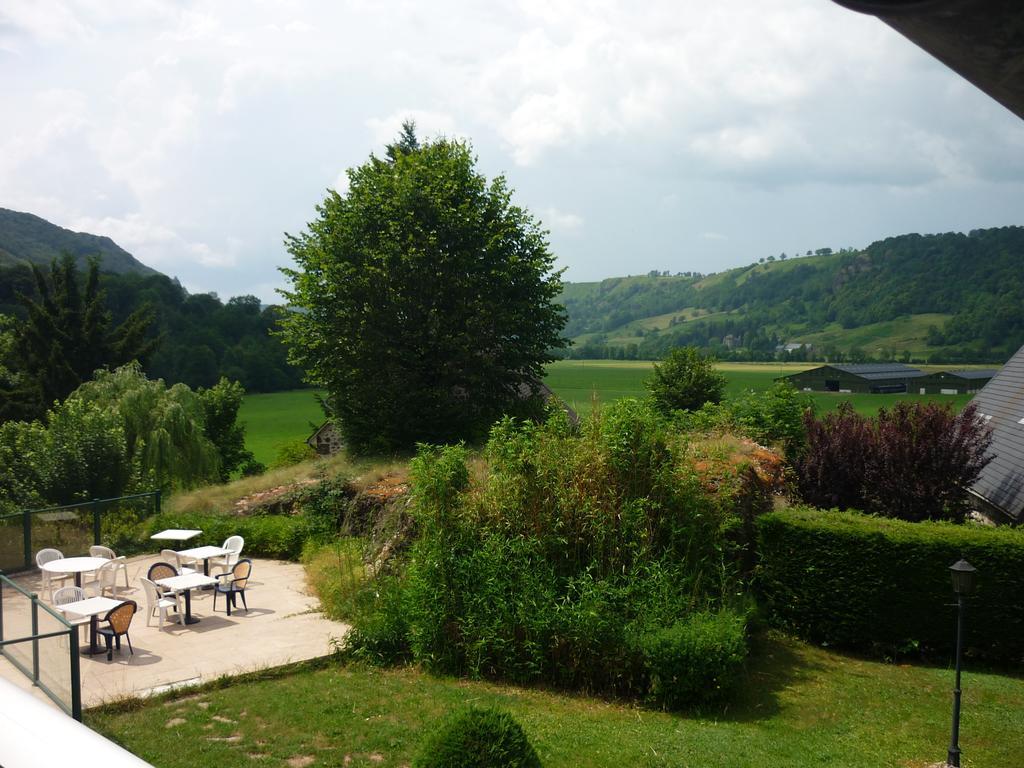 Auberge De L'Aspre Fontanges Buitenkant foto