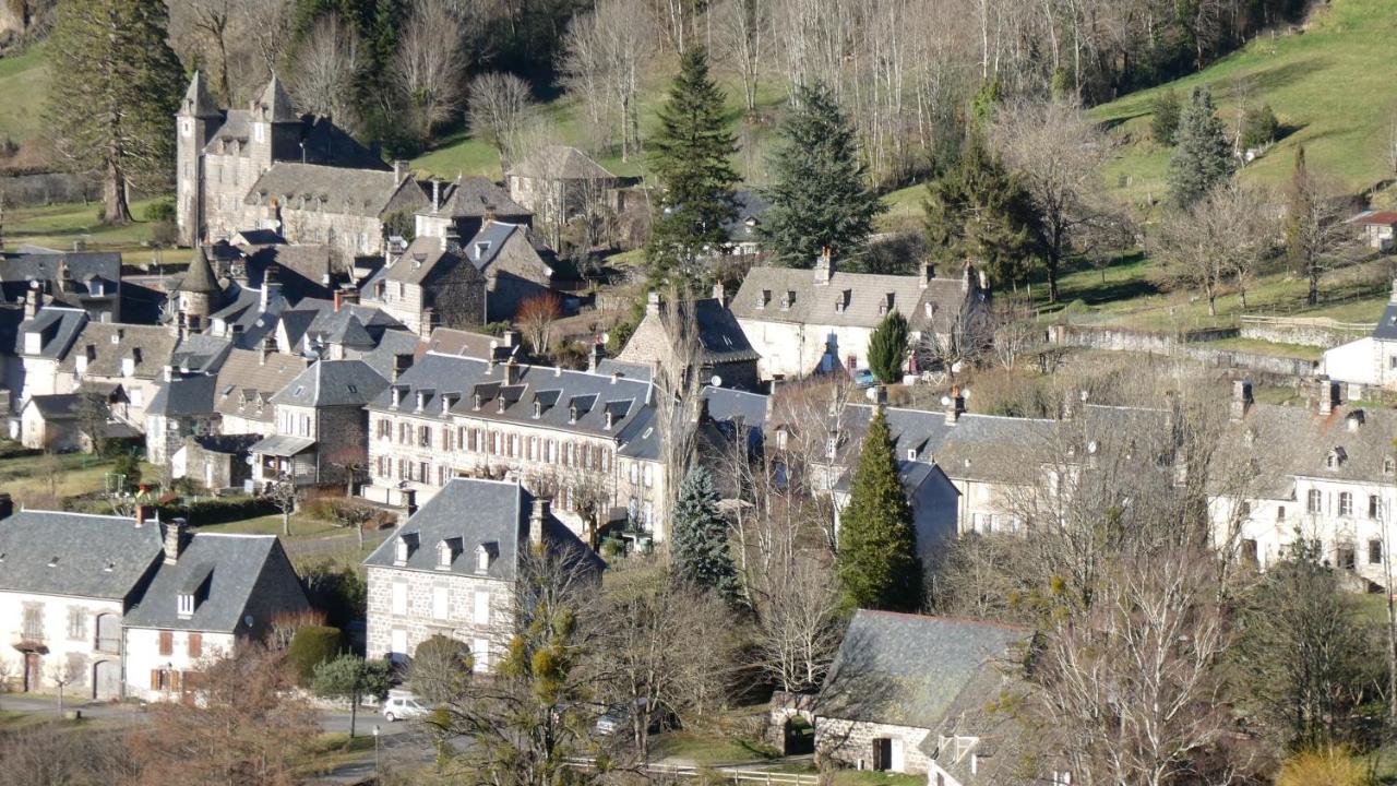 Auberge De L'Aspre Fontanges Buitenkant foto